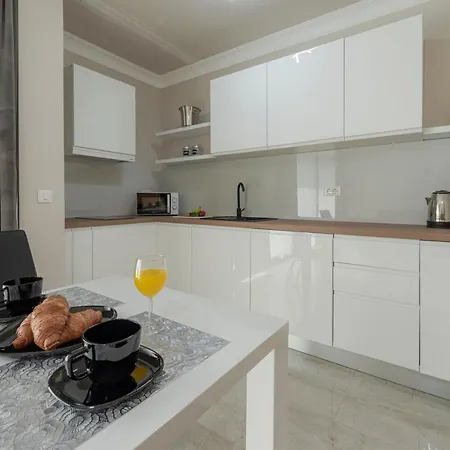 Apartment Makris No3 *